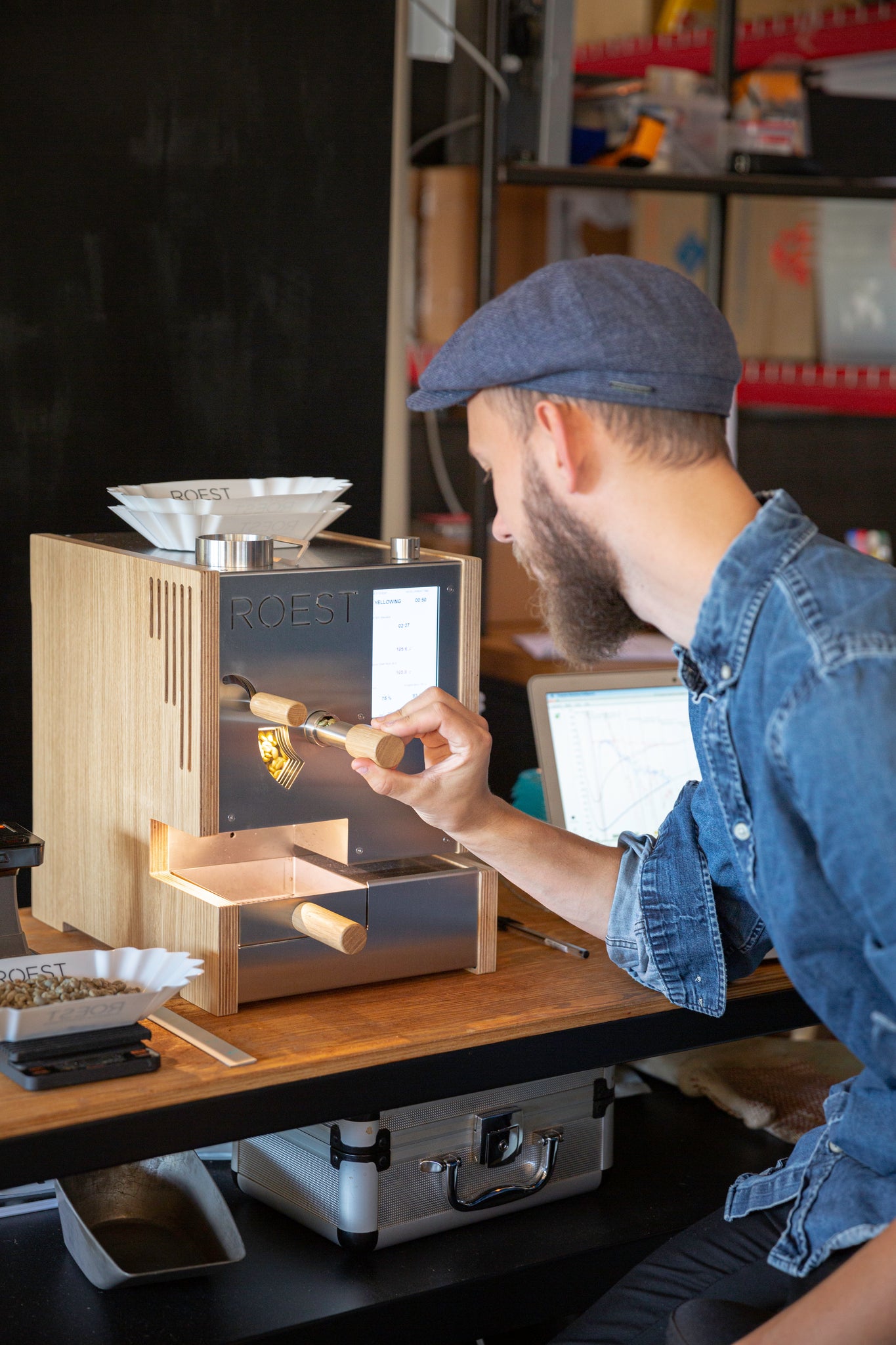 ROEST - SAMPLE ROASTER – Vulcan Coffee Roastery