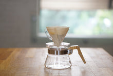 Load image into Gallery viewer, HARIO - Coffee Server Olive wood 400ml/600ml
